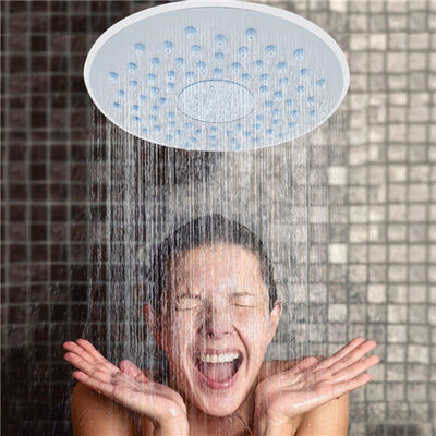 China cabezal de ducha de arriba de la precipitación del tamaño del 19CM/cabezal de ducha de la gota de agua con el conector estándar del 1/2” proveedor